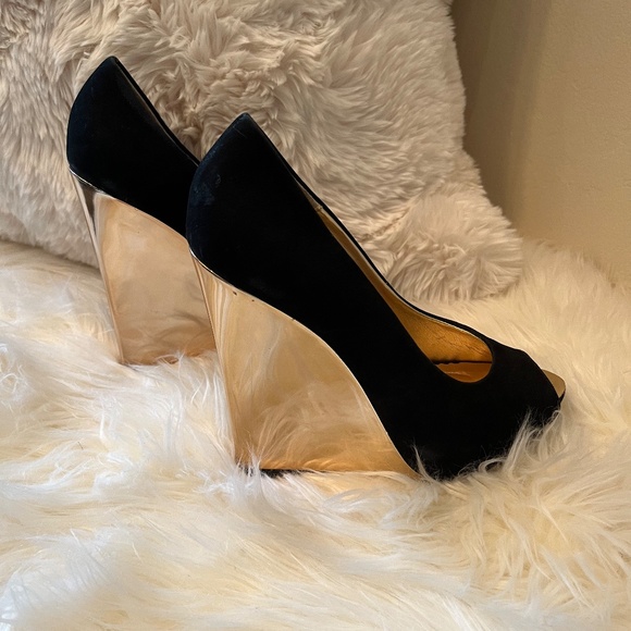 Sergio Zelcer Open Toe Black Velvet Wedge with Red Sole - Picture 3 of 10